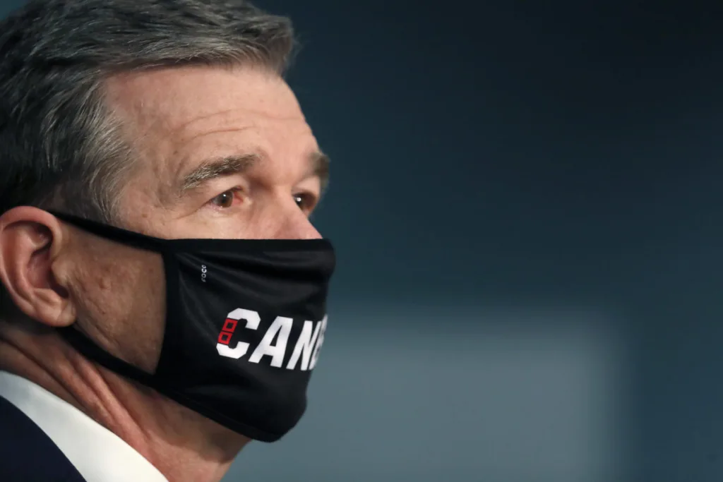 Sarah Ovaska - Cardinal & Pine