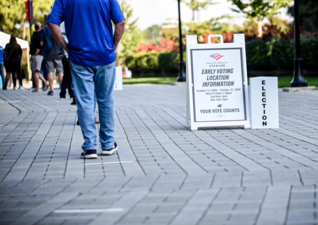 Sarah Ovaska - Cardinal & Pine